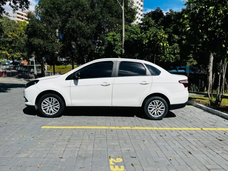 Fiat Grand Siena ATTRACTIVE 1.4 EVO F.Flex 8V 2021 – Idroovecar