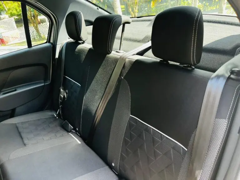 Renault Logan Zen 1.0 Flex 12V 5p Mec. 2023 – Idroovecar