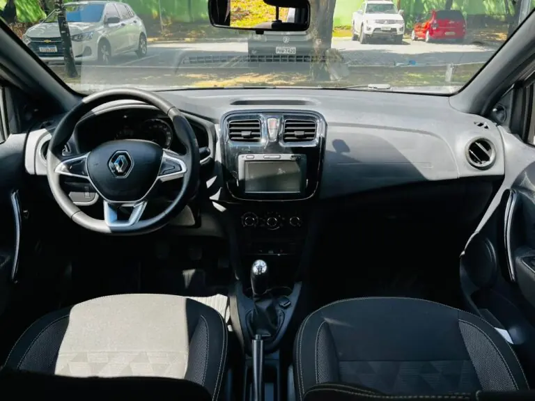 Renault Logan Zen 1.0 Flex 12V 5p Mec. 2023 – Idroovecar