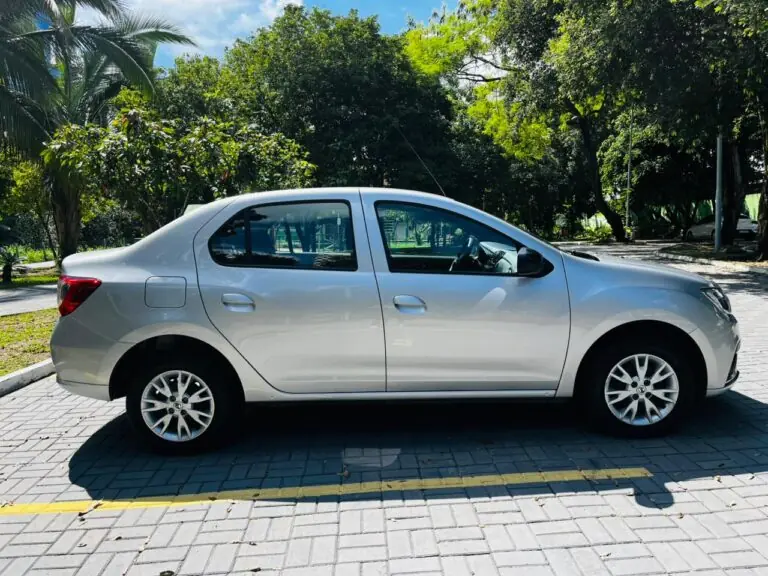 Renault Logan Zen 1.0 Flex 12V 5p Mec. 2023 – Idroovecar