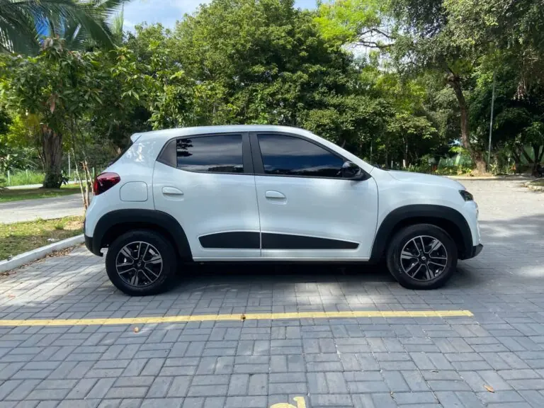 Renault KWID Intense 1.0 Flex 12V 5p Mec. 2024 – Idroovecar