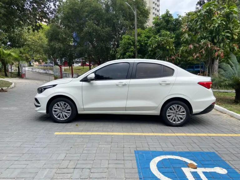 Fiat CRONOS 1.3 8V Flex 2022 - Idroovecar