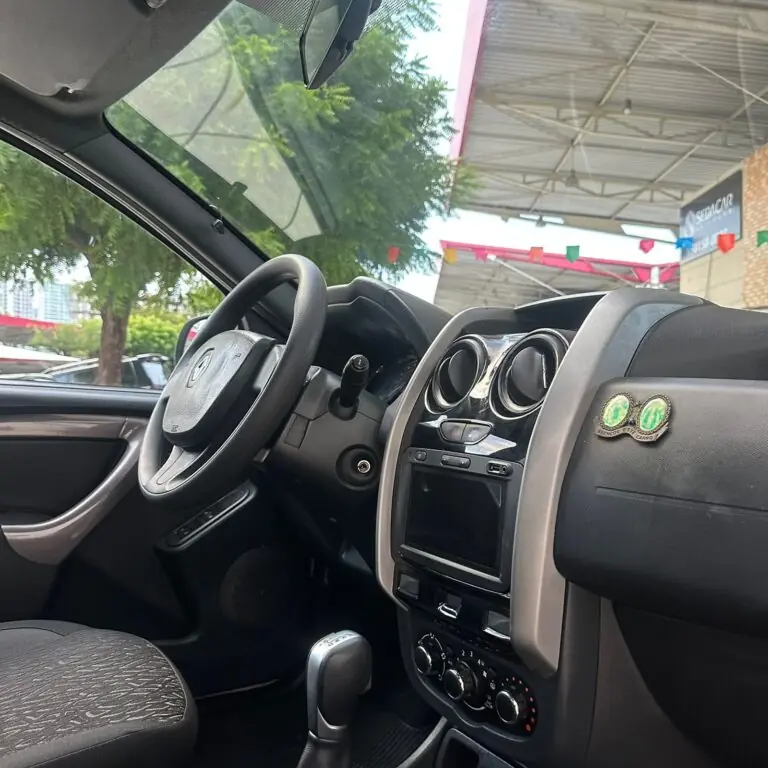 Renault DUSTER Dynamique 1.6 Flex 16V Mec. 2016 - Idroovecar
