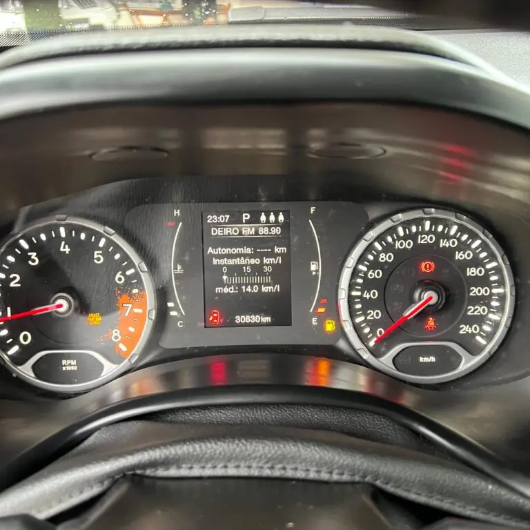 Jeep Renegade Longitude 1.8 4x2 Flex 16V Aut. 2016 - Idroovecar