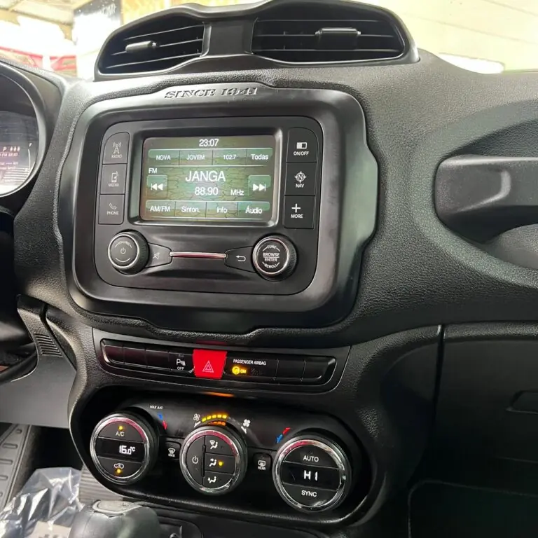 Jeep Renegade Longitude 1.8 4x2 Flex 16V Aut. 2016 - Idroovecar