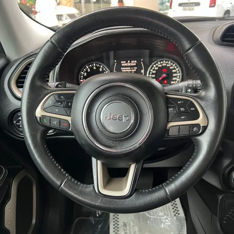 Jeep Renegade Longitude 1.8 4x2 Flex 16V Aut. 2016 - Idroovecar