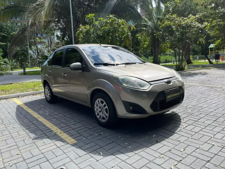 Ford Fiesta Sed. 1.6 8V Flex 4p 2013 - Idroovecar