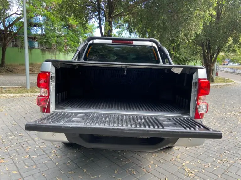 GM - Chevrolet S10 Pick-Up LT 2.8 TDI 4x4 CD Diesel 2020 - Idroovecar