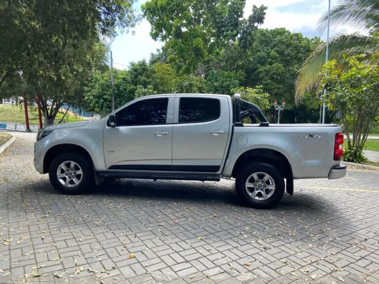 GM - Chevrolet S10 Pick-Up LT 2.8 TDI 4x4 CD Diesel 2020 - Idroovecar