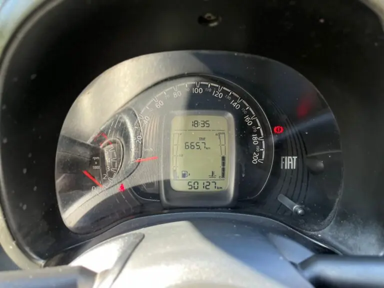 Fiat MOBI LIKE 1.0 Fire Flex 5p. - Idroovecar