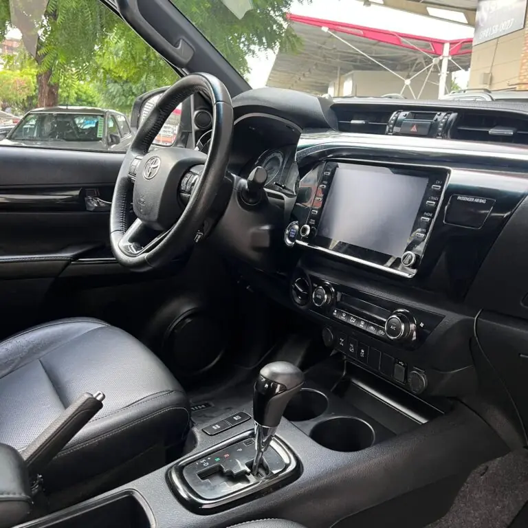 Toyota Hilux CD SRX 4x4 2.8 TDI 16V Diesel Aut. 2020 - Idroovecar