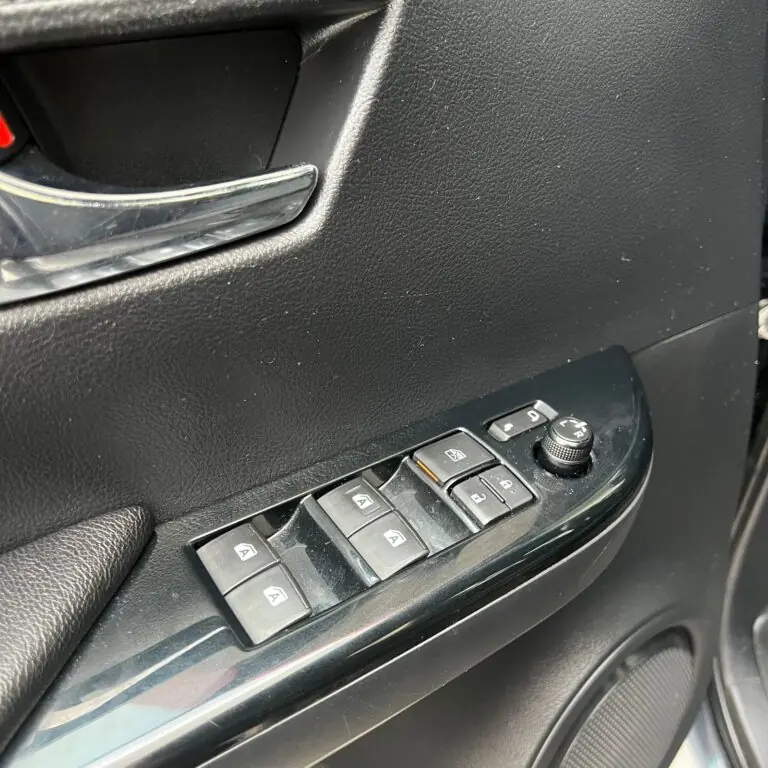 Toyota Hilux CD SRX 4x4 2.8 TDI 16V Diesel Aut. 2020 - Idroovecar
