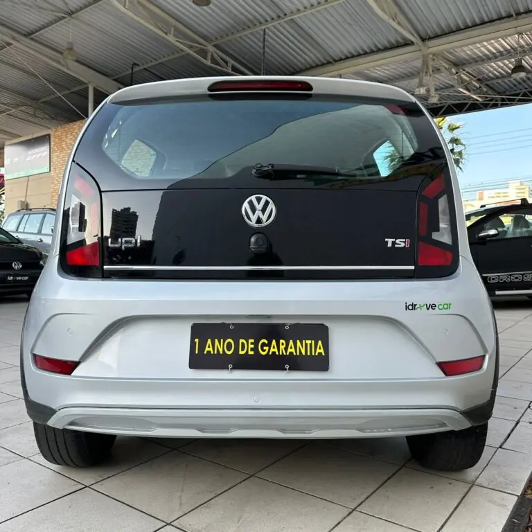 VW - VolksWagen up! cross 1.0 TSI Total Flex 12V 5p 2018 - Idroovecar