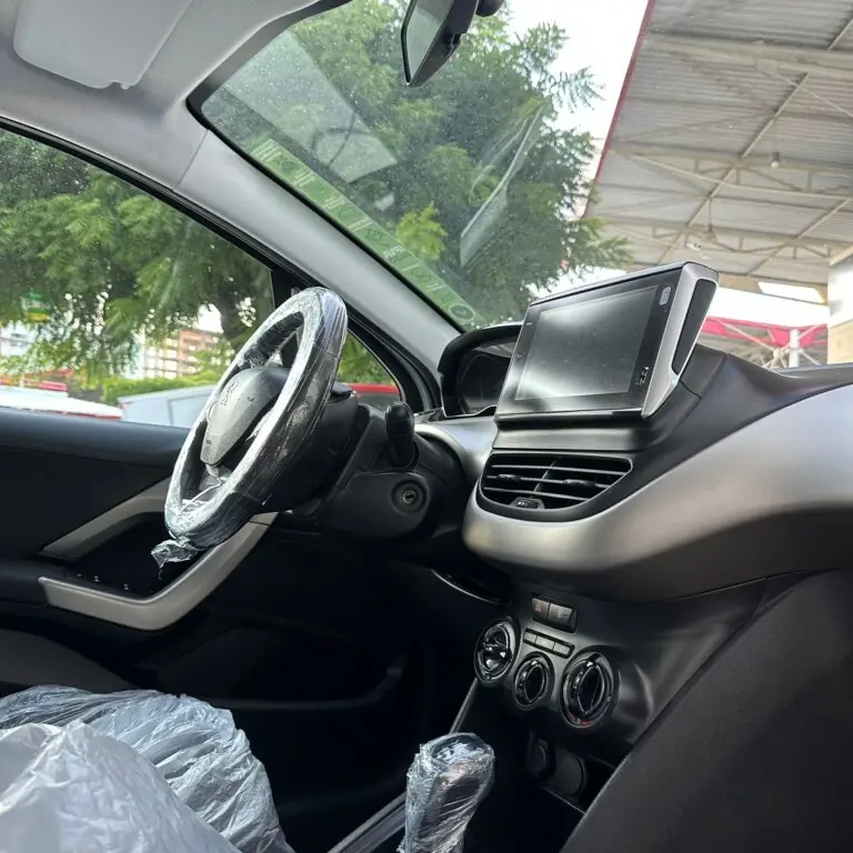 Peugeot 2008 Allure Bus. 1.6 Flex 5p Aut. 2019 - Idroovecar