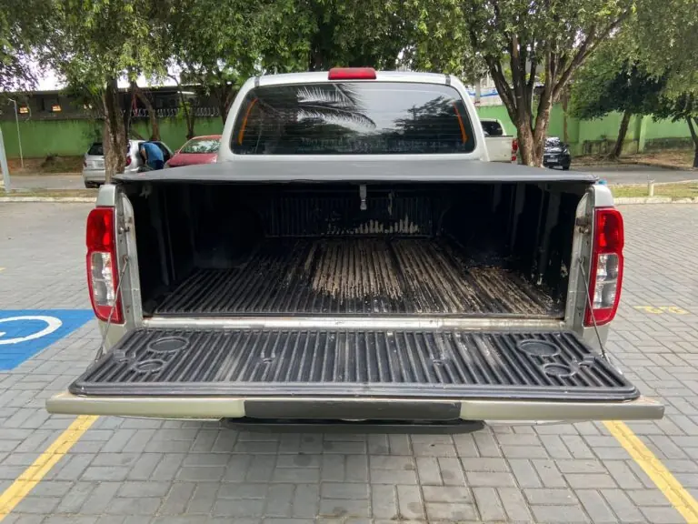 Nissan Frontier SE/SE Strik CD 4x4 2.5 TB Dies. 2012 - Idroovecar