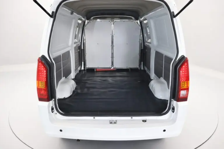 EFFA V25 Furgão 1.3 16V 5p 2026 - Idroovecar