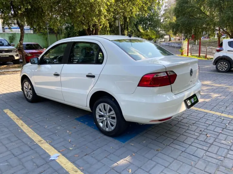 VW - VolksWagen VOYAGE 1.6 MSI Flex 8V 4p 2022 - Idroovecar