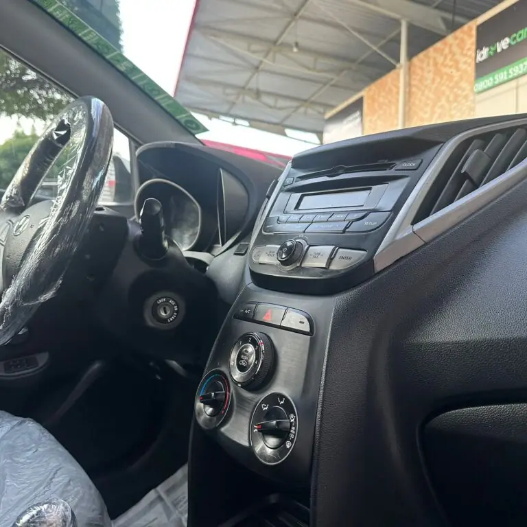 Hyundai HB20 Comf./C.Plus/C.Style 1.0 Flex 12V 2015 - Idroovecar