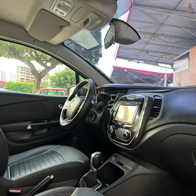 Renault CAPTUR Intense 1.6 16V Flex 5p Aut. 2019 - Idroovecar