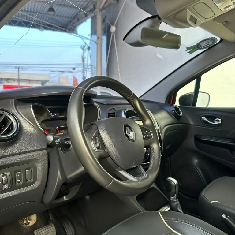 Renault CAPTUR Intense 1.6 16V Flex 5p Aut. 2019 - Idroovecar