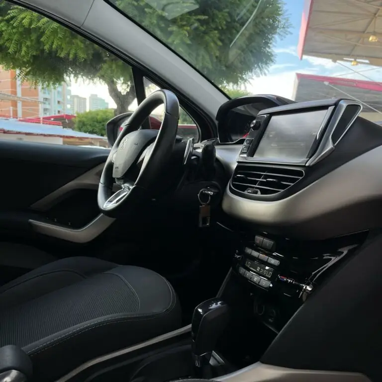 Peugeot 2008 Griffe 1.6 Flex 16V 5p Aut. 2017 - Idroovecar