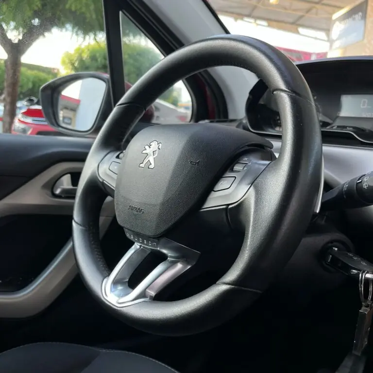 Peugeot 2008 Griffe 1.6 Flex 16V 5p Aut. 2017 - Idroovecar