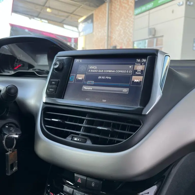 Peugeot 2008 Griffe 1.6 Flex 16V 5p Aut. 2017 - Idroovecar