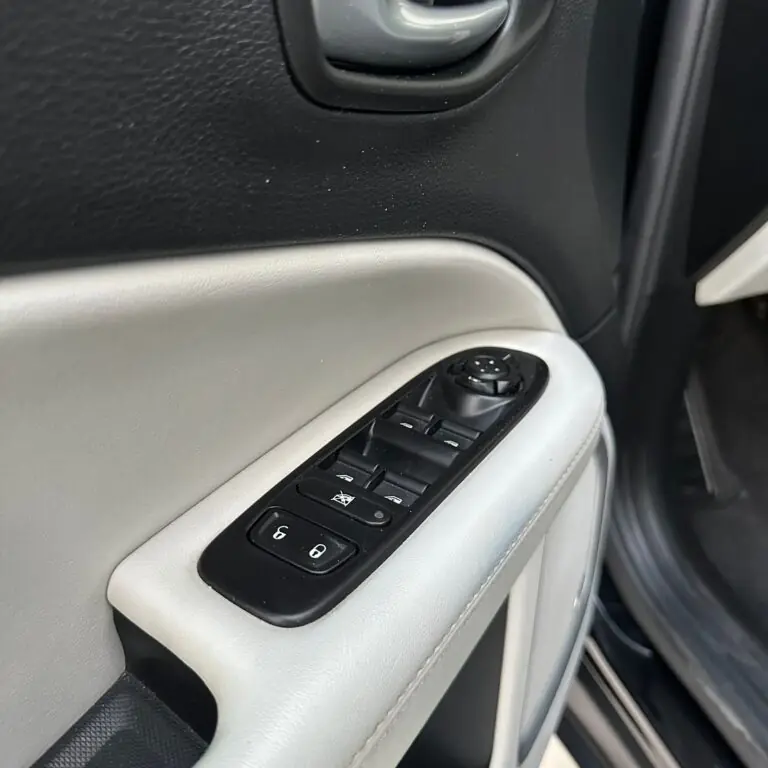Jeep COMPASS LONGITUDE 2.0 4x4 Dies. 16V Aut. 2019 - Idroovecar