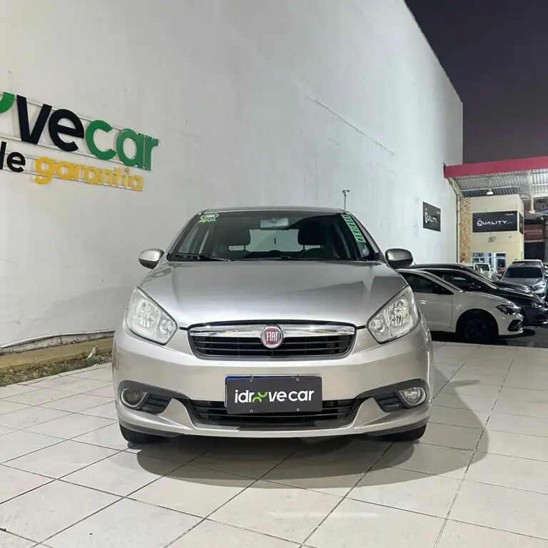 Fiat Grand Siena ATTRAC. 1.4 EVO F.Flex 8V 2014 - Idroovecar