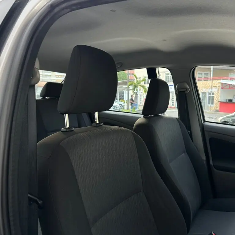 Toyota ETIOS XLS Sedan 1.5 Flex 16V 4p Mec. 2013 - Idroovecar