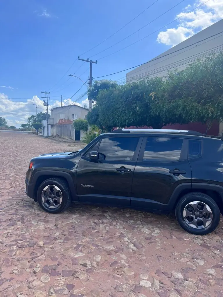 Jeep Renegade Limited 1.8 4x2 Flex 16V Aut. 2017 - Idroovecar