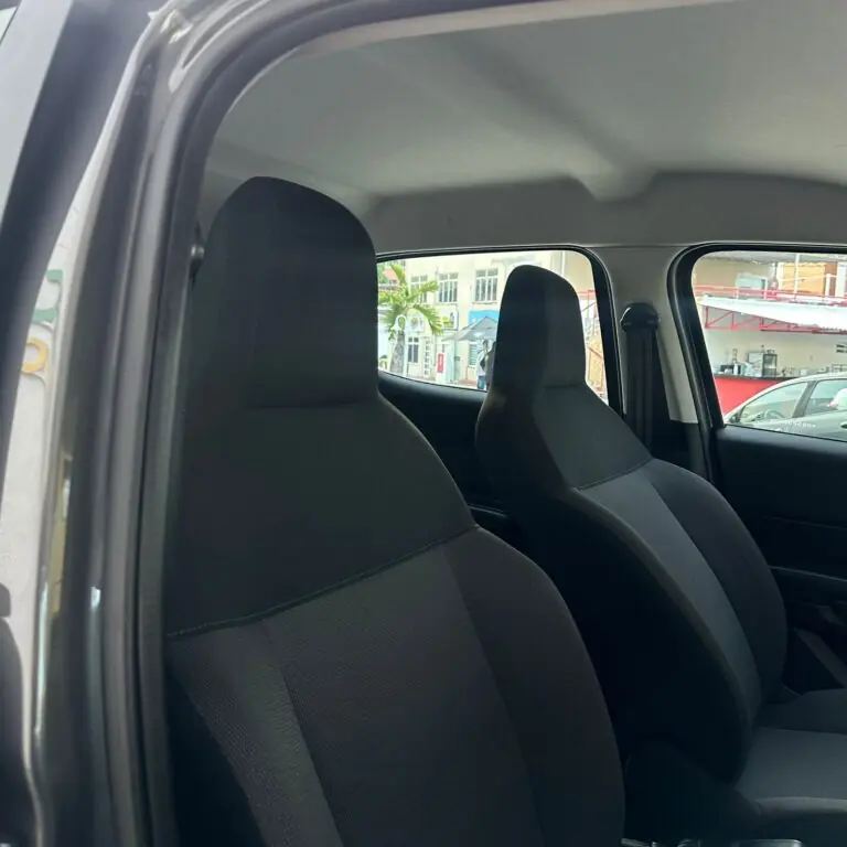 Citroën C3 Live Pack 1.0 Flex 6V 5p Mec. 2024 - Idroovecar