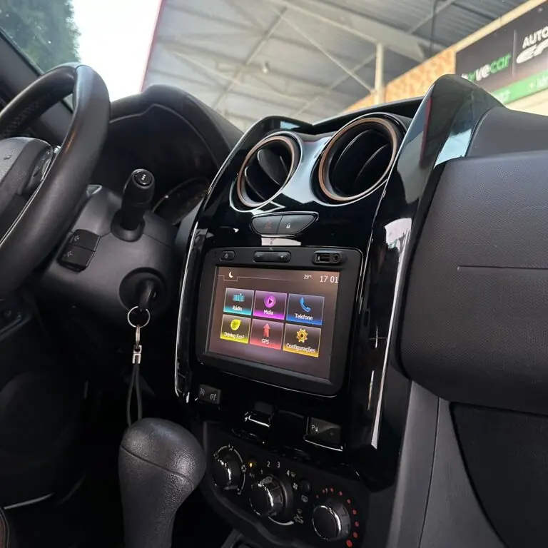 Renault DUSTER Dynamique 2.0 Flex 16V Aut. 2016 - Idroovecar