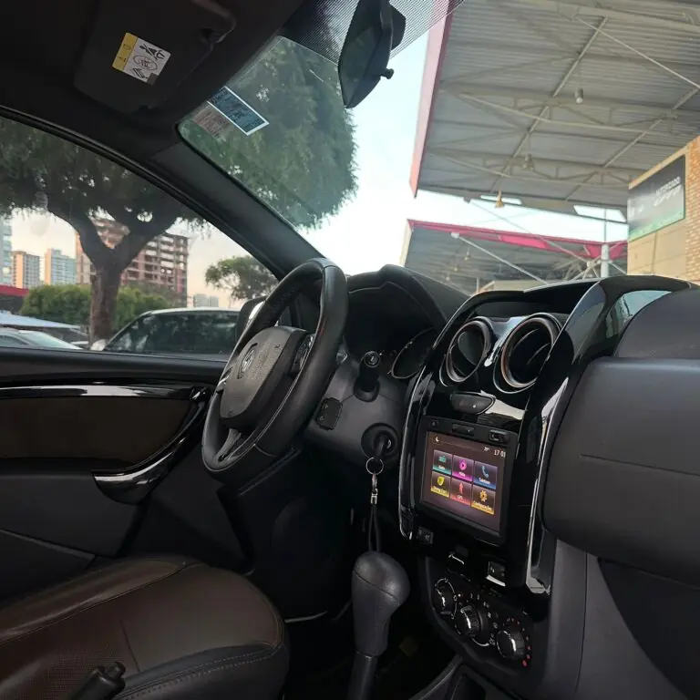 Renault DUSTER Dynamique 2.0 Flex 16V Aut. 2016 - Idroovecar