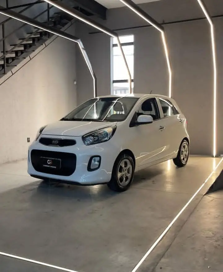 Kia Motors Picanto EX 1.1/1.0/ 1.0 Flex Mec. 2016 - Idroovecar