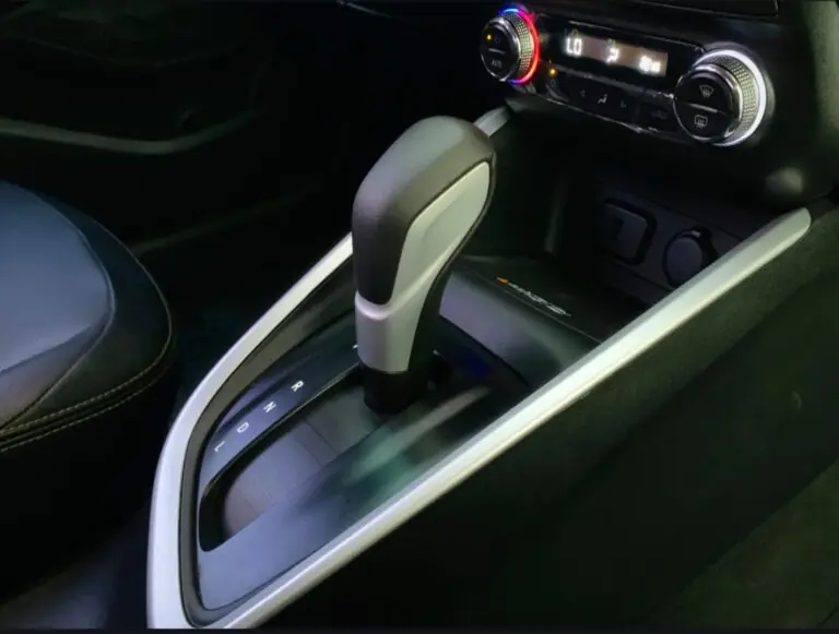 GM - Chevrolet ONIX SED. Plus PREM. 1.0 12V TB Flex Aut 2021 - Idroovecar