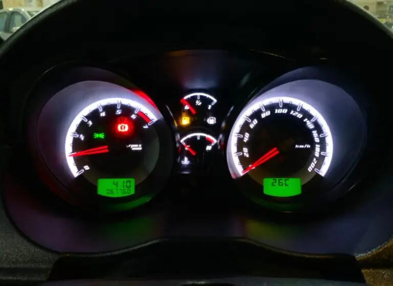 Ford Fiesta SE 1.0 8V Flex 5p 2014 – Idroovecar Ford Fiesta SE 1.0 8V Flex 5p 2014 - Idroovecar