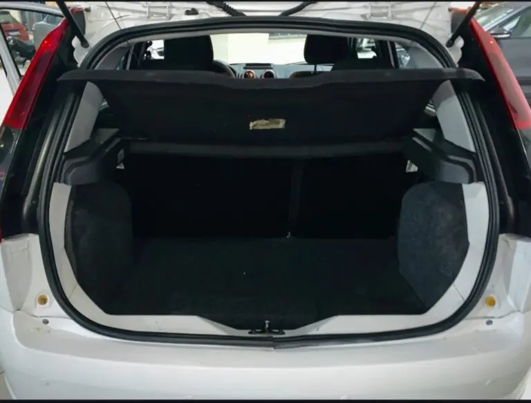 Ford Fiesta SE 1.0 8V Flex 5p 2014 – Idroovecar Ford Fiesta SE 1.0 8V Flex 5p 2014 - Idroovecar