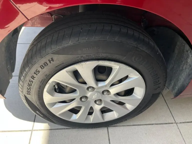 GM - Chevrolet ONIX HATCH LT 1.0 12V Flex 5p Mec. 2020 - Idroovecar