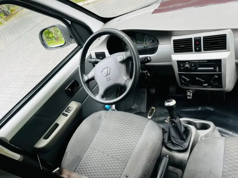 EFFA V25 Furgão 1.3 16V 5p 2021 - Idroovecar