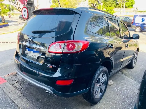 Hyundai Santa Fe GLS 2.4 Tiptronic 2012 – Idroovecar Hyundai Santa Fe GLS 2.4 Tiptronic 2012 - Idroovecar