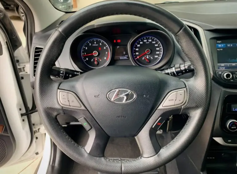 Hyundai HB20X Premium 1.6 Flex 16V Aut. 2019 – Idroovecar Hyundai HB20X Premium 1.6 Flex 16V Aut. 2019 - Idroovecar