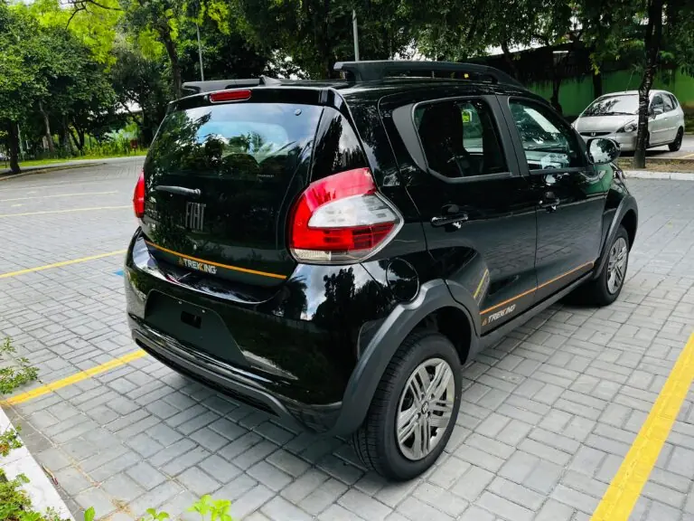 Fiat MOBI TREKKING 1.0 Flex 5p. 2026 - Idroovecar