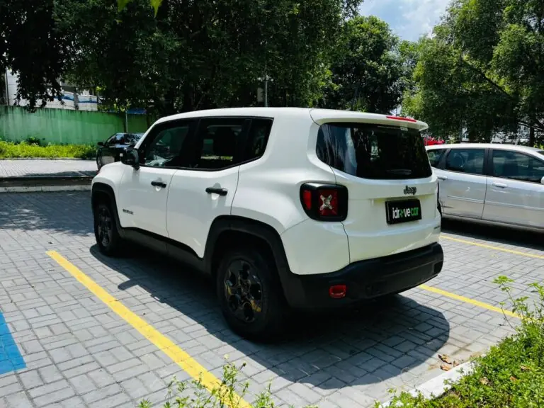 Jeep Renegade Sport 1.8 4×2 Flex 16V Mec. 2016 – Idroovecar Jeep Renegade Sport 1.8 4x2 Flex 16V Mec. 2016 - Idroovecar
