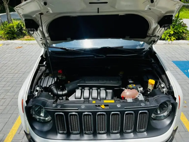 Jeep Renegade Sport 1.8 4×2 Flex 16V Mec. 2016 – Idroovecar Jeep Renegade Sport 1.8 4x2 Flex 16V Mec. 2016 - Idroovecar