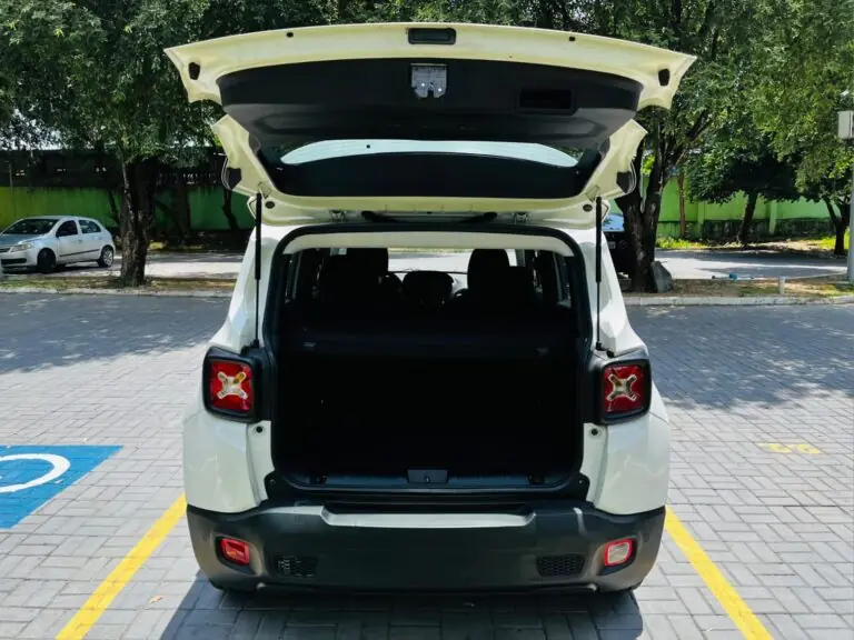 Jeep Renegade Sport 1.8 4×2 Flex 16V Mec. 2016 – Idroovecar Jeep Renegade Sport 1.8 4x2 Flex 16V Mec. 2016 - Idroovecar