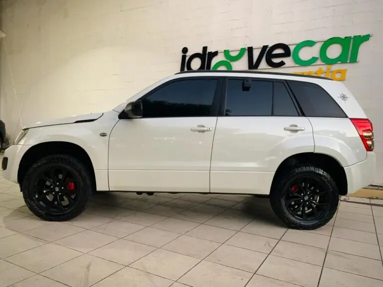 Suzuki Grand Vitara 2.0 16V 4×2/4×4 5p Aut. 2013 – Idroovecar Suzuki Grand Vitara 2.0 16V 4x2/4x4 5p Aut. 2013 - Idroovecar