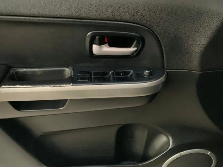 Suzuki Grand Vitara 2.0 16V 4×2/4×4 5p Aut. 2013 – Idroovecar Suzuki Grand Vitara 2.0 16V 4x2/4x4 5p Aut. 2013 - Idroovecar