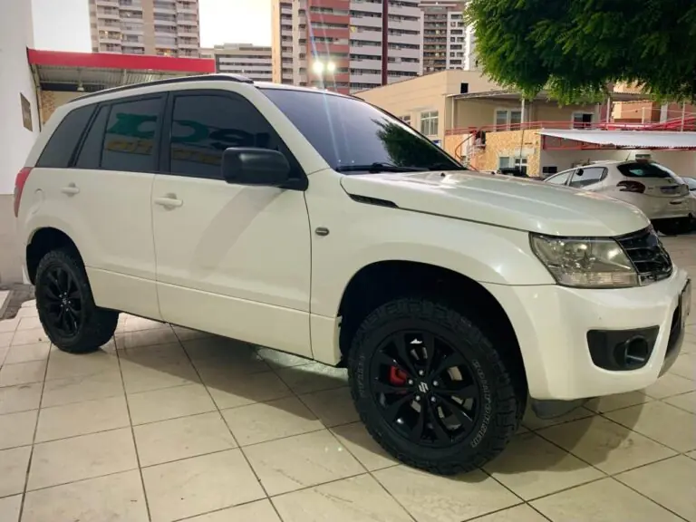 Suzuki Grand Vitara 2.0 16V 4×2/4×4 5p Aut. 2013 – Idroovecar Suzuki Grand Vitara 2.0 16V 4x2/4x4 5p Aut. 2013 - Idroovecar