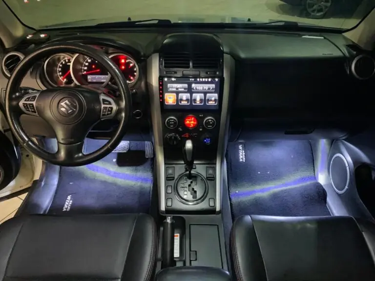 Suzuki Grand Vitara 2.0 16V 4×2/4×4 5p Aut. 2013 – Idroovecar Suzuki Grand Vitara 2.0 16V 4x2/4x4 5p Aut. 2013 - Idroovecar